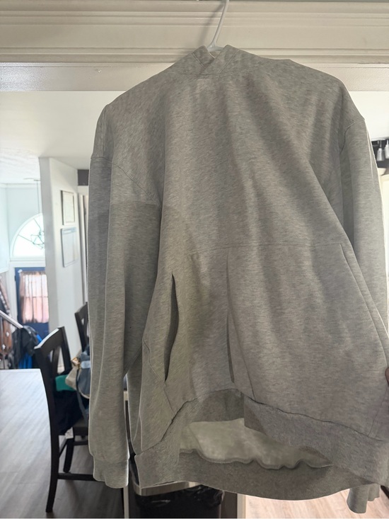 lululemon athletica Other - Men's Grey Pullover Crewneck Sweatshirt lulu lemon